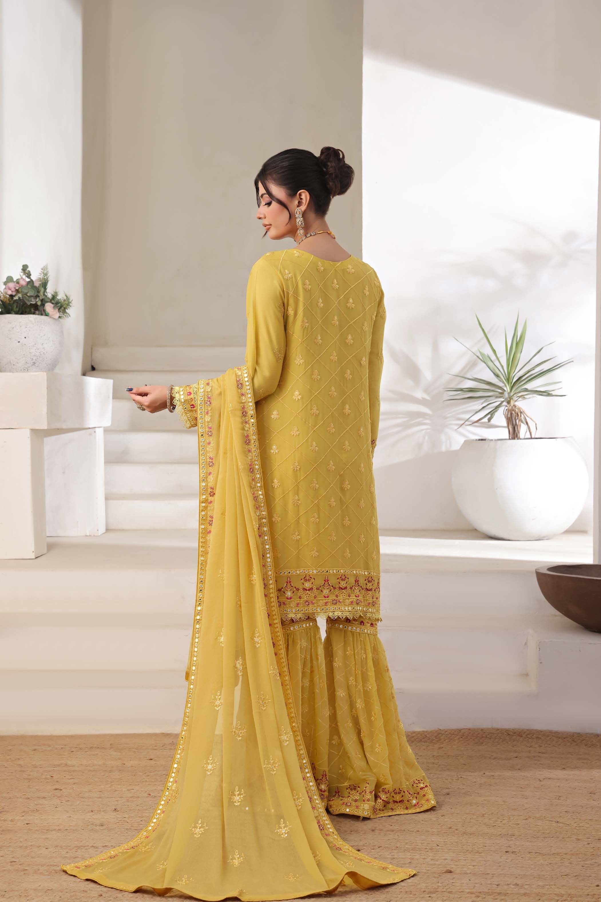 Wardah Uzair Embroidered Chiffon Gharara WAR63