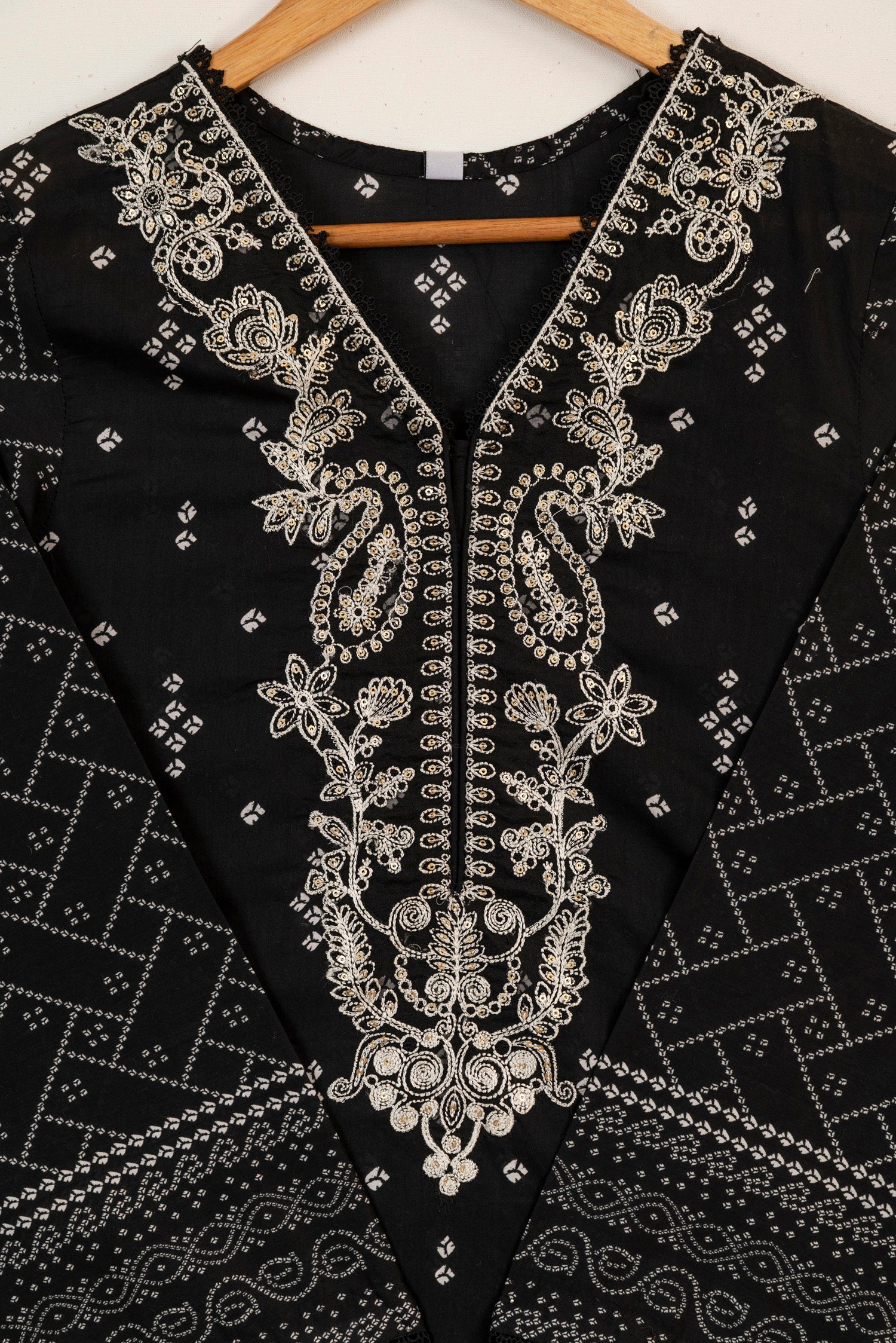 Xenia Embroidered Lawn 3 Piece Suit XEN08