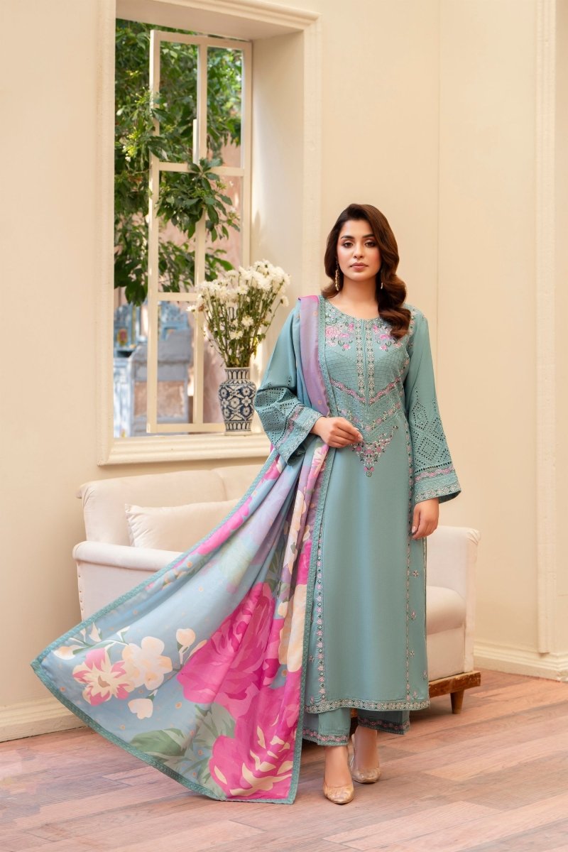katrai dress design Katrai velvet matching suit Without dupatta suit __ship free__ . LIKE COMMENTFOLLOW & SHARE OUR PAGE WITH YOURS SUIT'S LOVER FRIENDS . FOLLOW @designer_suits_gallary @designer_suits_gallary . @designer_suits_gallary . . .for order