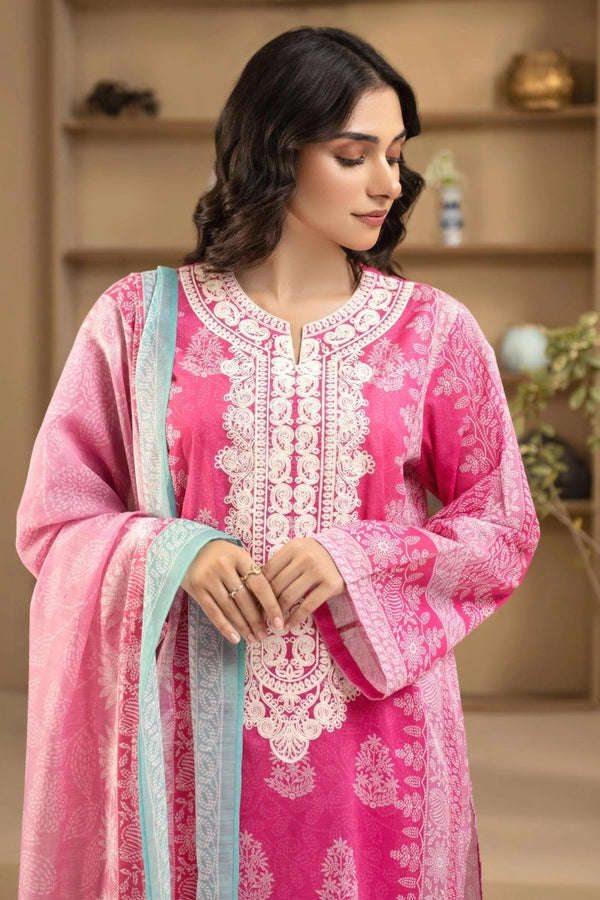 Limelight Embroidered Cambric Pakistani 3 Piece Suit LIM353-Designer dhaage