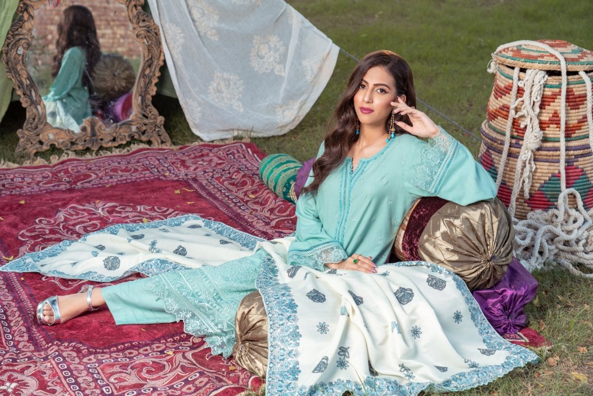 Munira Dhanak 3 Piece Pakistani Suit MUN604 - Designer dhaage