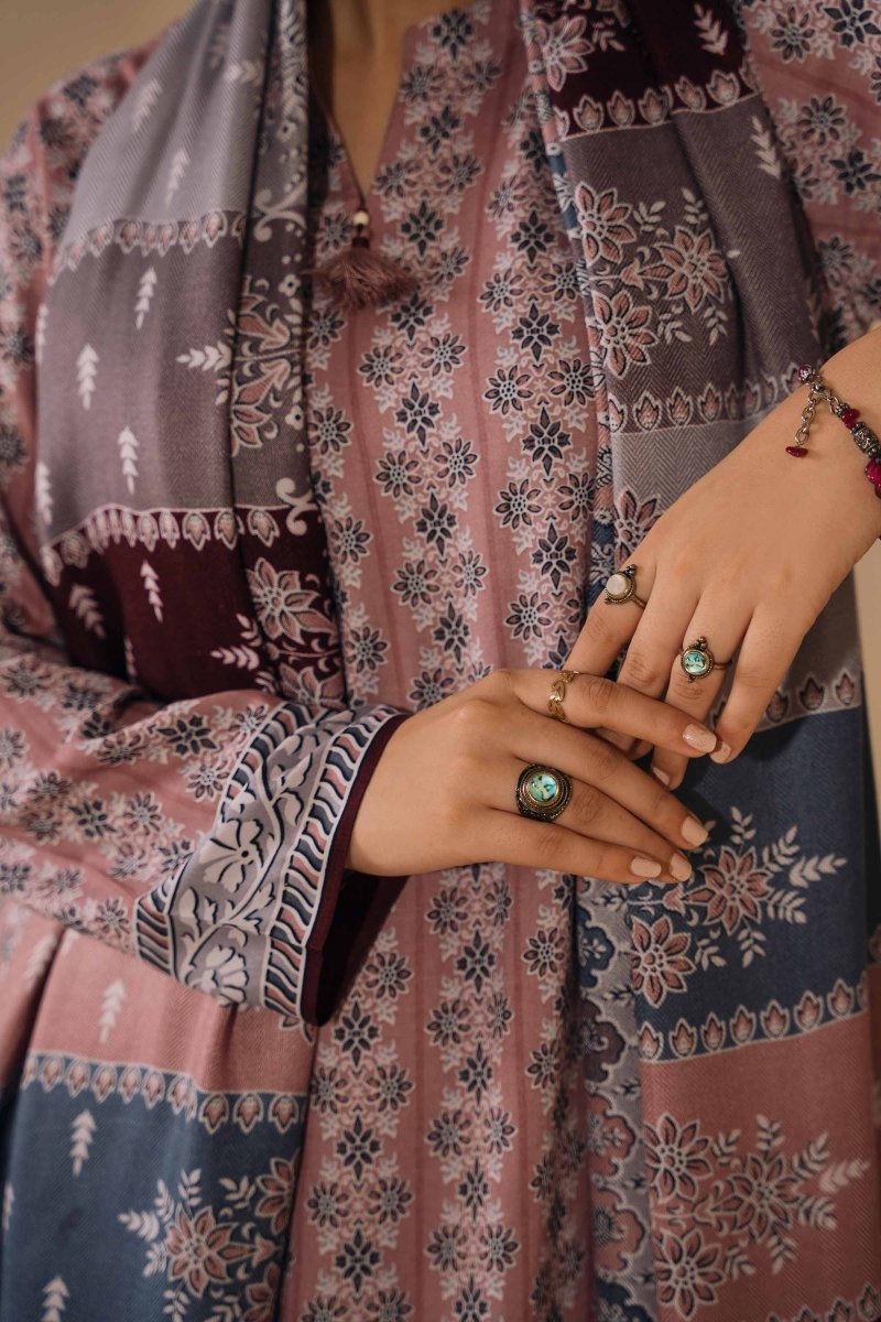 Nishat Linen 3 Piece Suit NIS10 - Designer dhaage