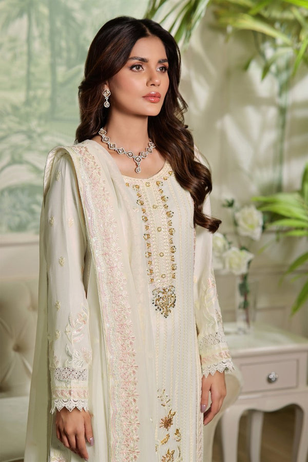 Designer dhaage | Pakistani Suits, Clothes and Dresses