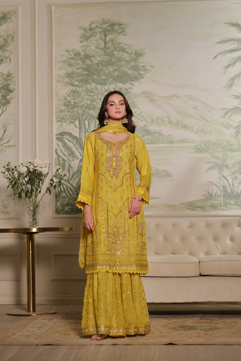 Wardah Uzair Pakistani Wedding Wear Mehndi Gharara War28 - Designer dhaage