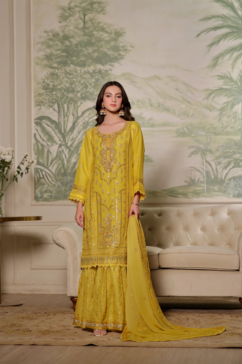 Wardah Uzair Pakistani Wedding Wear Mehndi Gharara War28 - Designer dhaage