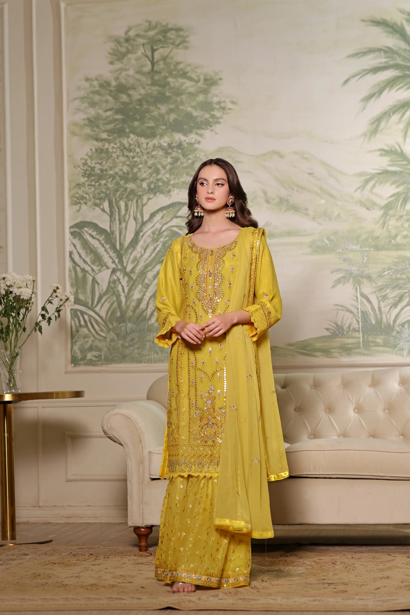 Wardah Uzair Pakistani Wedding Wear Mehndi Gharara War28 - Designer dhaage