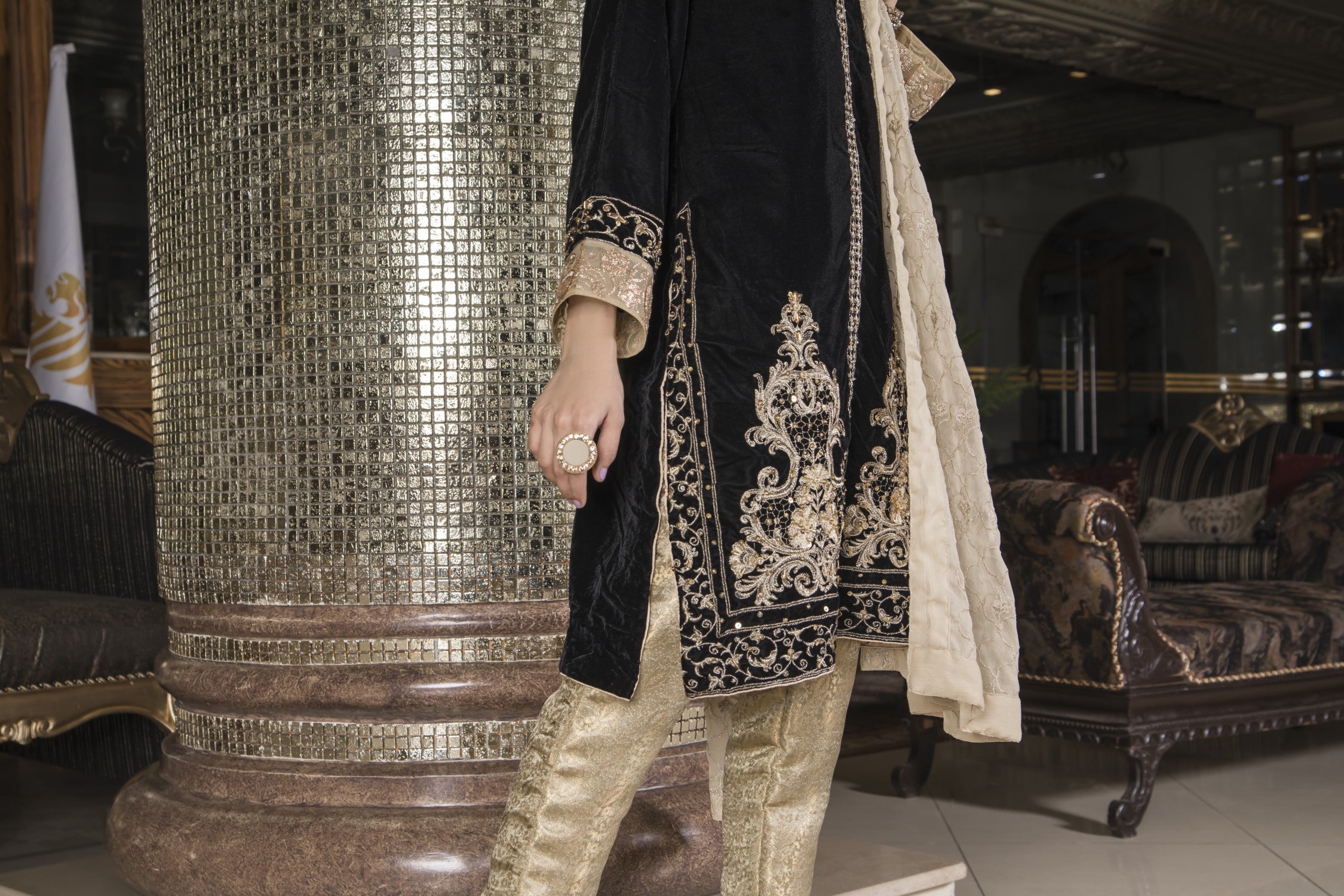 Mihrimah Velvet Formal Suit MIH04