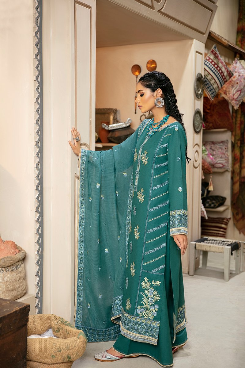 Rang Rasiya Raaya Karandi Aura