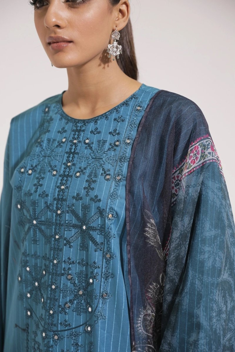Ethnic Lawn Haze
