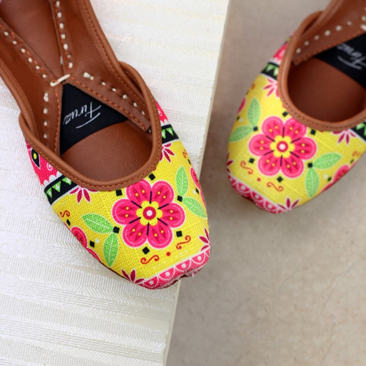 Firuz Shoes Pakistani Truck Art Khussa FIR05-Designer dhaage