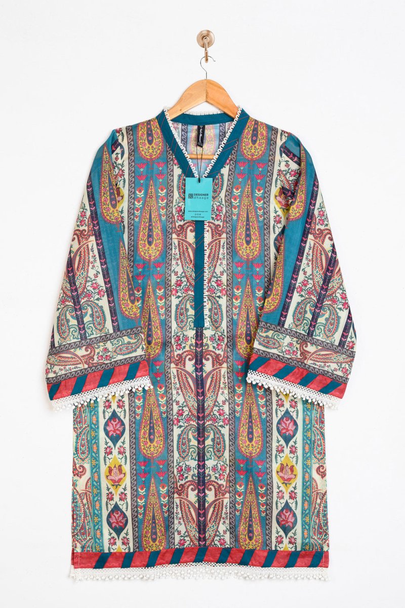 Gul Ahmed Lawn 3 PC Suit GLA34