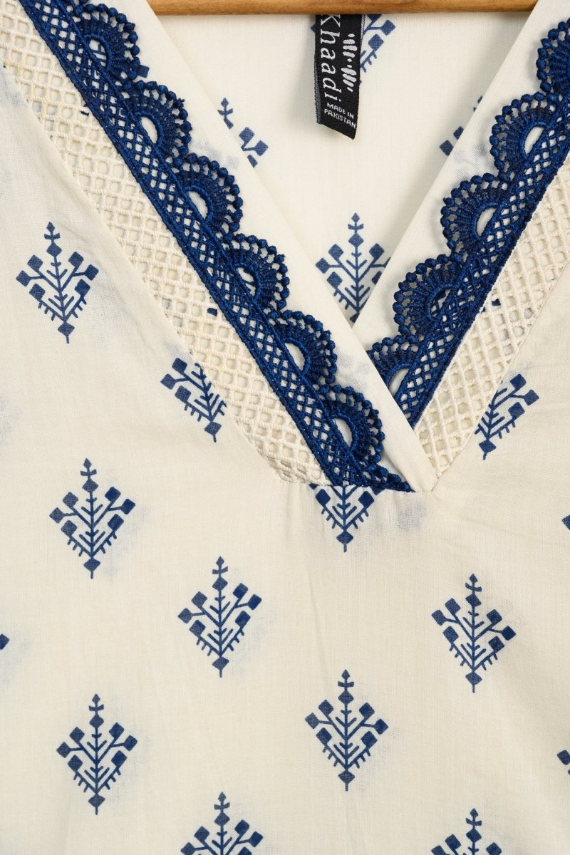 Khaadi Lawn 3 PC Suit KHA01