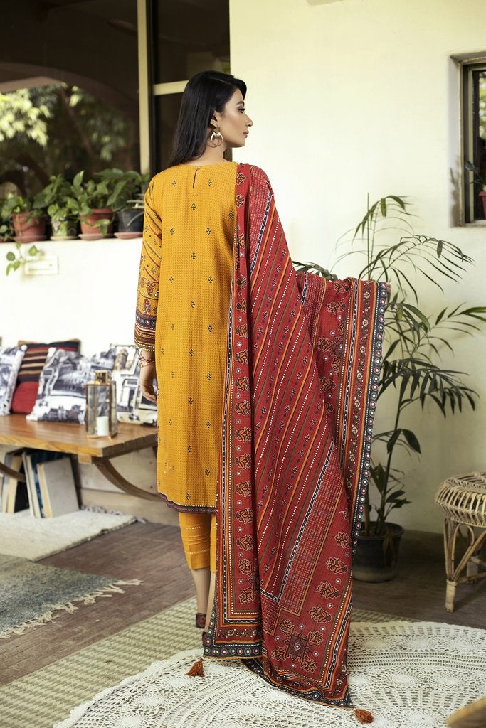 Lakhany Khaddar 3 PC Suit LAK06