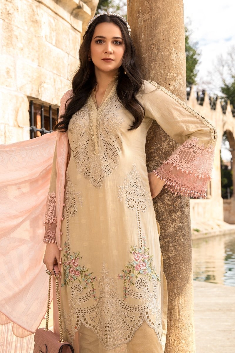 Maria B Luxury Lawn D2109B
