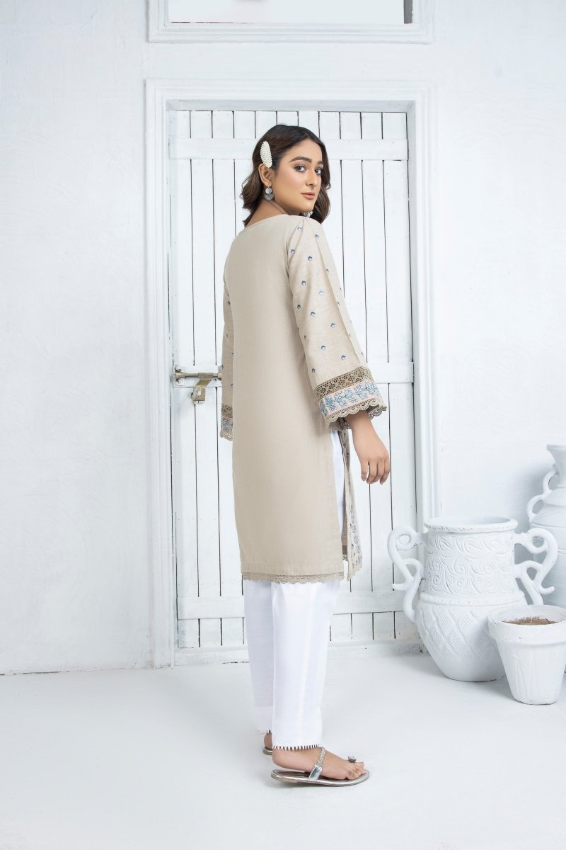 Mihrimah Embroidered Khaddar Shirt MIH23