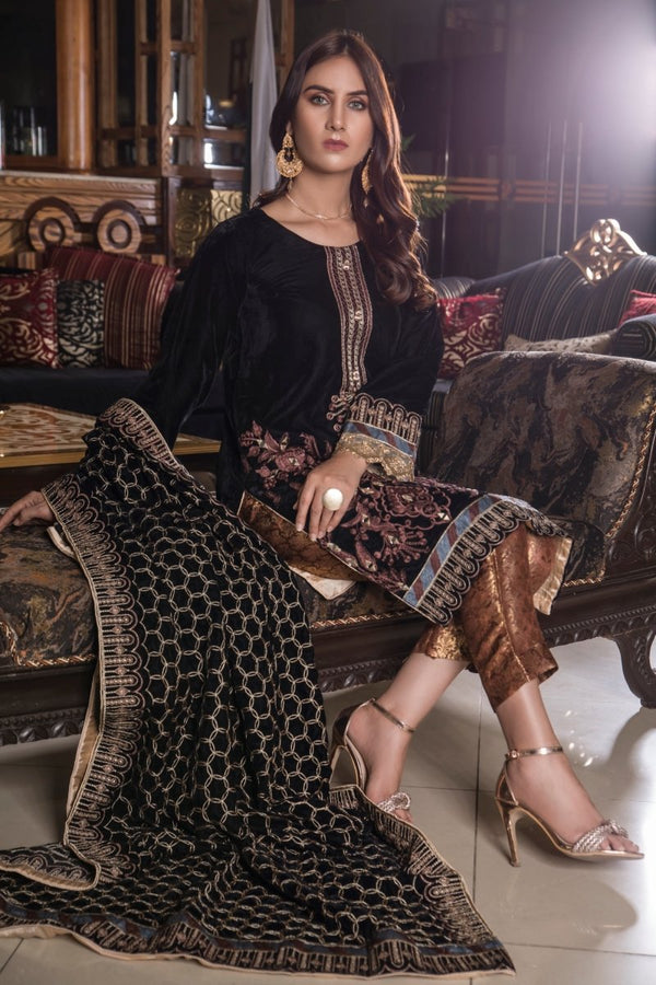 Mihrimah Embroidered Velvet 3 Piece Suit MIH07-Designer dhaage