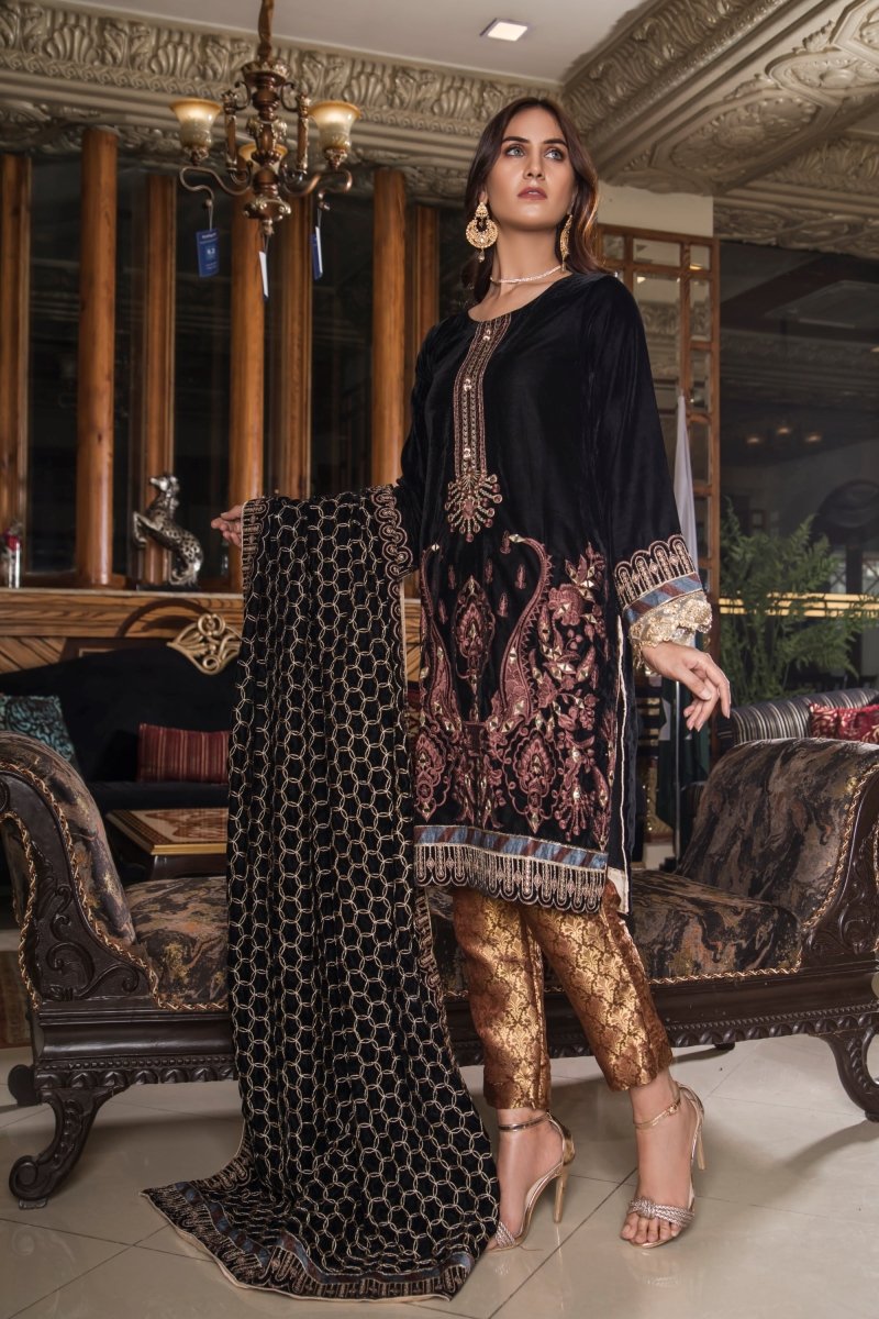 Mihrimah Embroidered Velvet 3 Piece Suit MIH07-Designer dhaage