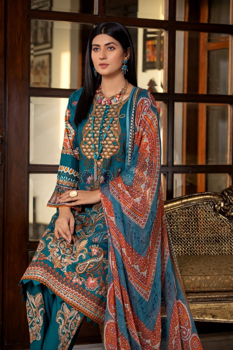 Munira Lawn 3 Piece Suit MUN496