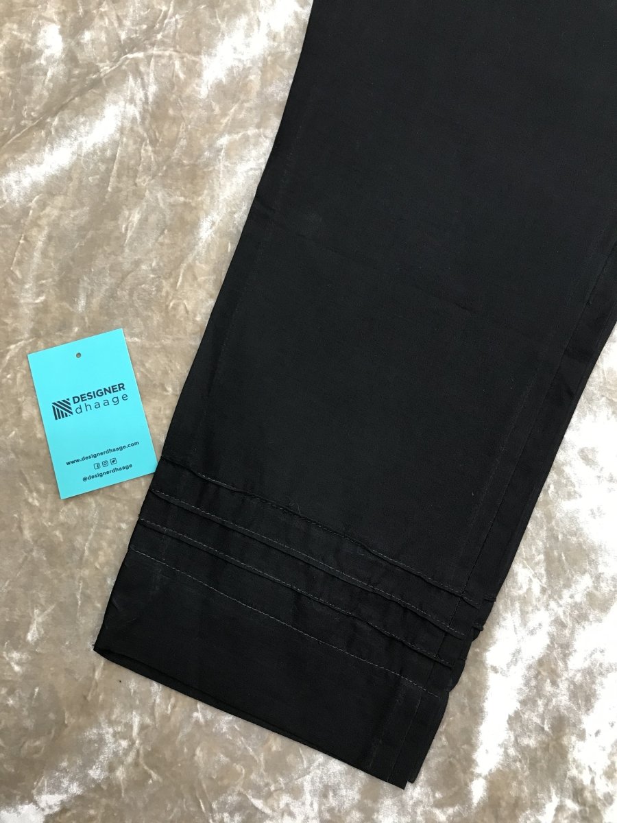 Plain black trousers TRO23