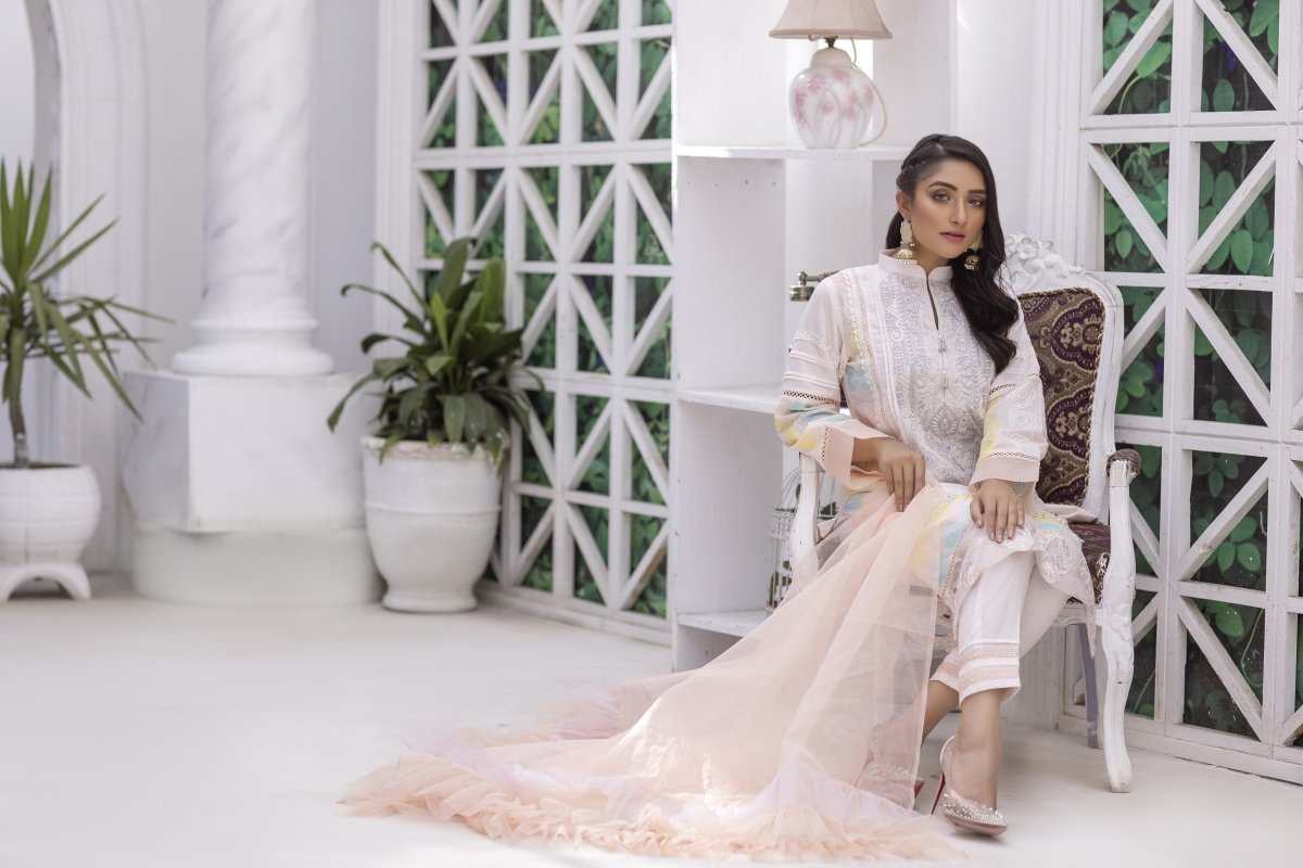 Raniya.H 3 PC Suit QAREENAY