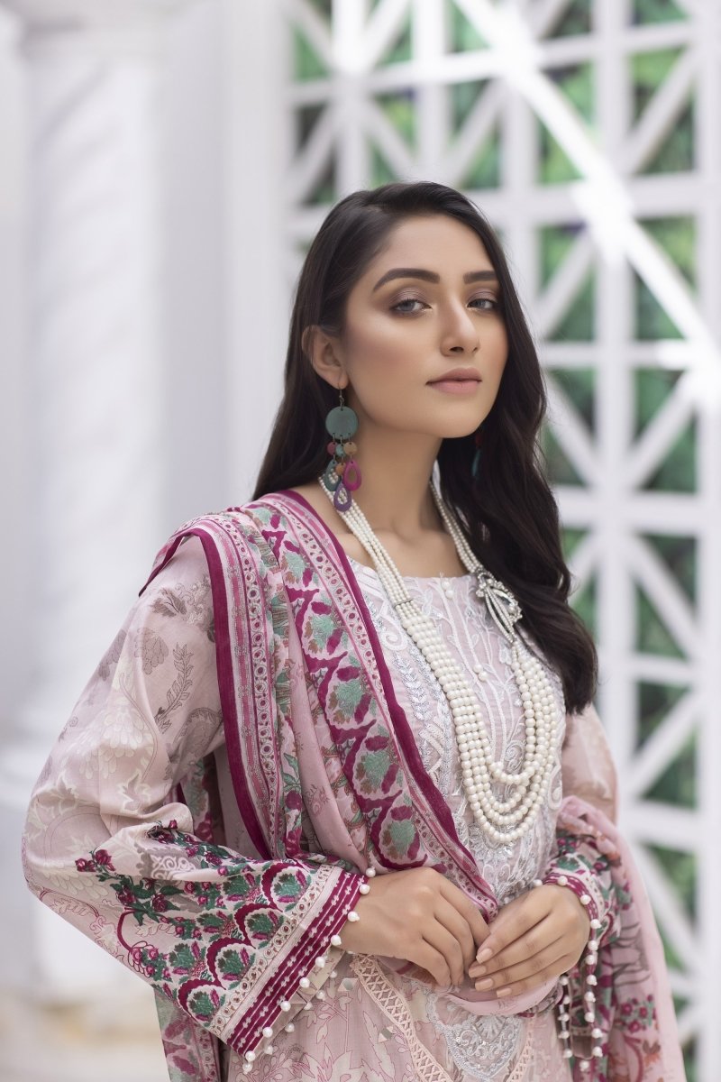 Raniya.H Embroidered Lawn Collection RAH05