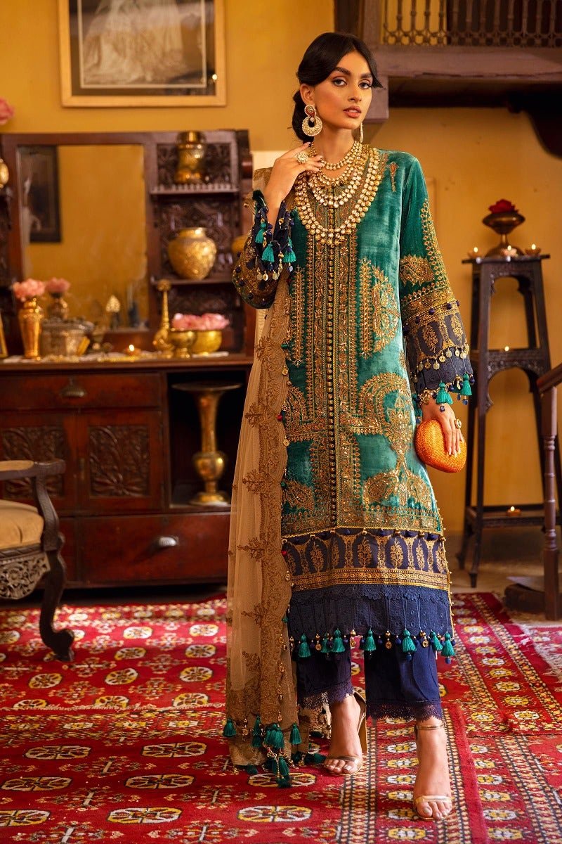 Sana Safinaz Luxury Velvet Suit SAN196-Designer dhaage