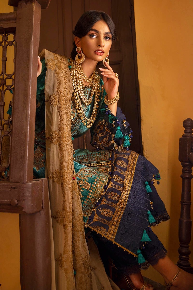 Sana Safinaz Luxury Velvet Suit SAN196-Designer dhaage