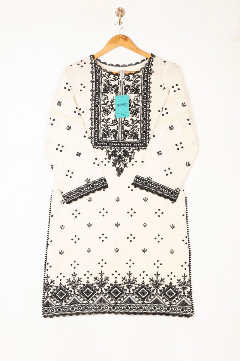 Sapphire Embroidered Khaddar 3 Piece Suit SAP110 - Designer dhaage