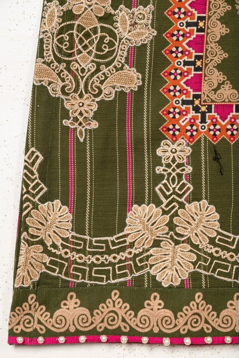 Sapphire Embroidered Khaddar 3 Piece Suit SAP129 - Designer dhaage