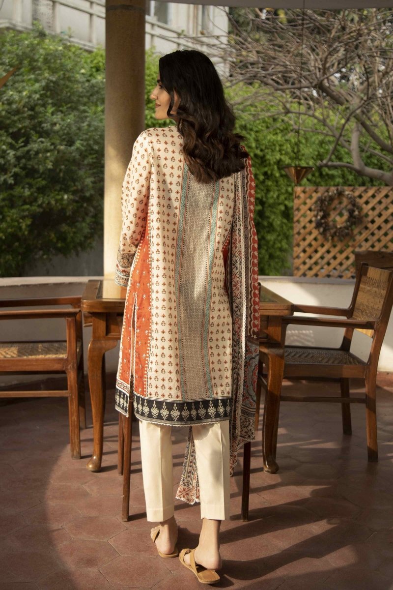 Sapphire Lawn 3 PC Suit SAP29-Designer dhaage