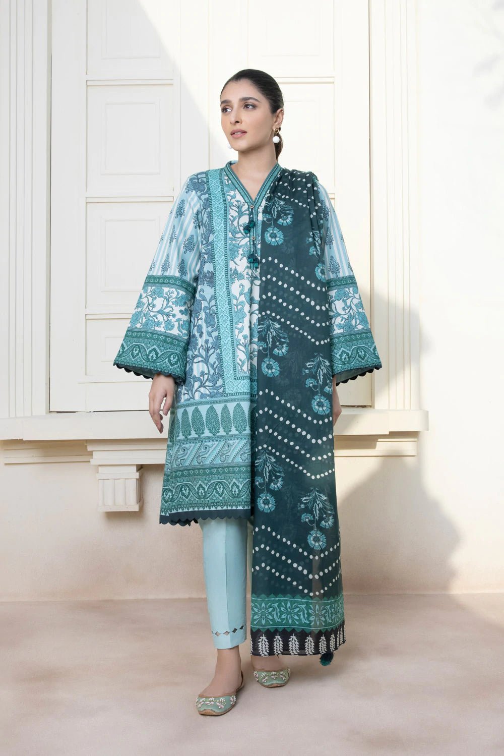 Sapphire Lawn 3 Piece Suit SAP60