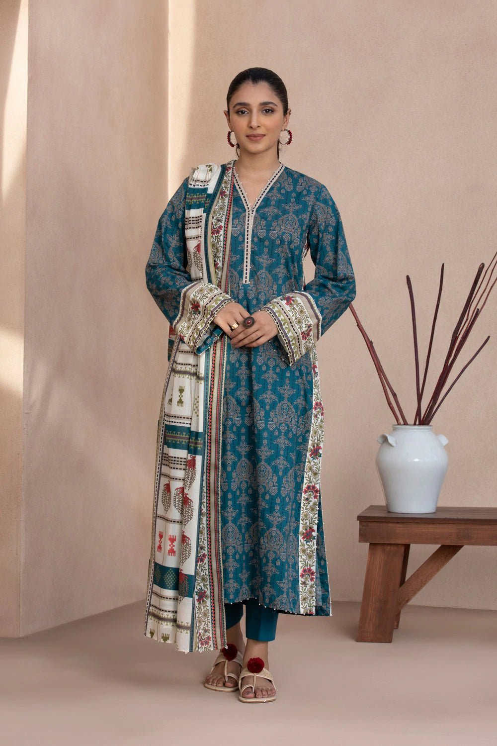 Sapphire Lawn 3 Piece Suit SAP66