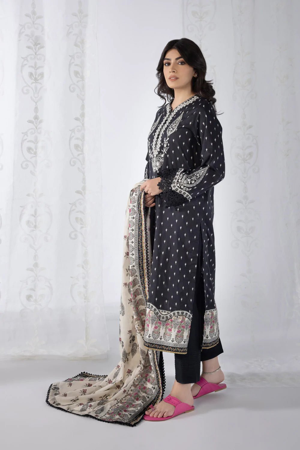 Sapphire Lawn 3 Piece Suit SAP77-Designer dhaage