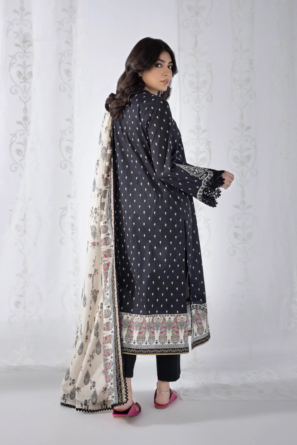 Sapphire Lawn 3 Piece Suit SAP77-Designer dhaage