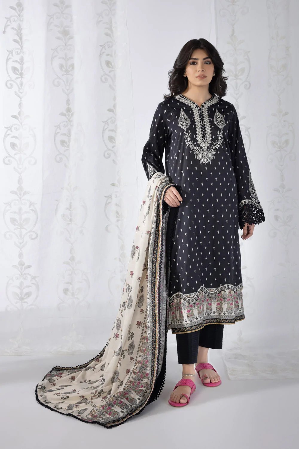 Sapphire Lawn 3 Piece Suit SAP77-Designer dhaage