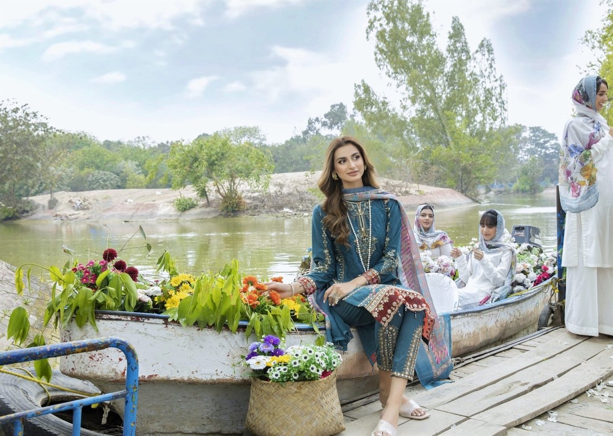 Simrans Festive Lawn Chikankari Suit SIM144
