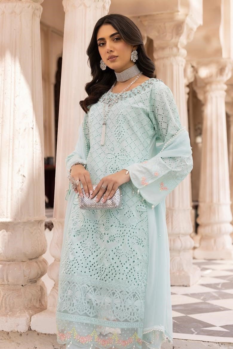 Party Wear Chikankari Suits: Buy Chikankari Salwar Kameez Online | Andaaz  Fashion