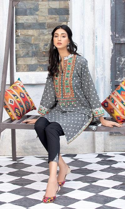 Takhleeq Arzu 2 PC Suit TAK08